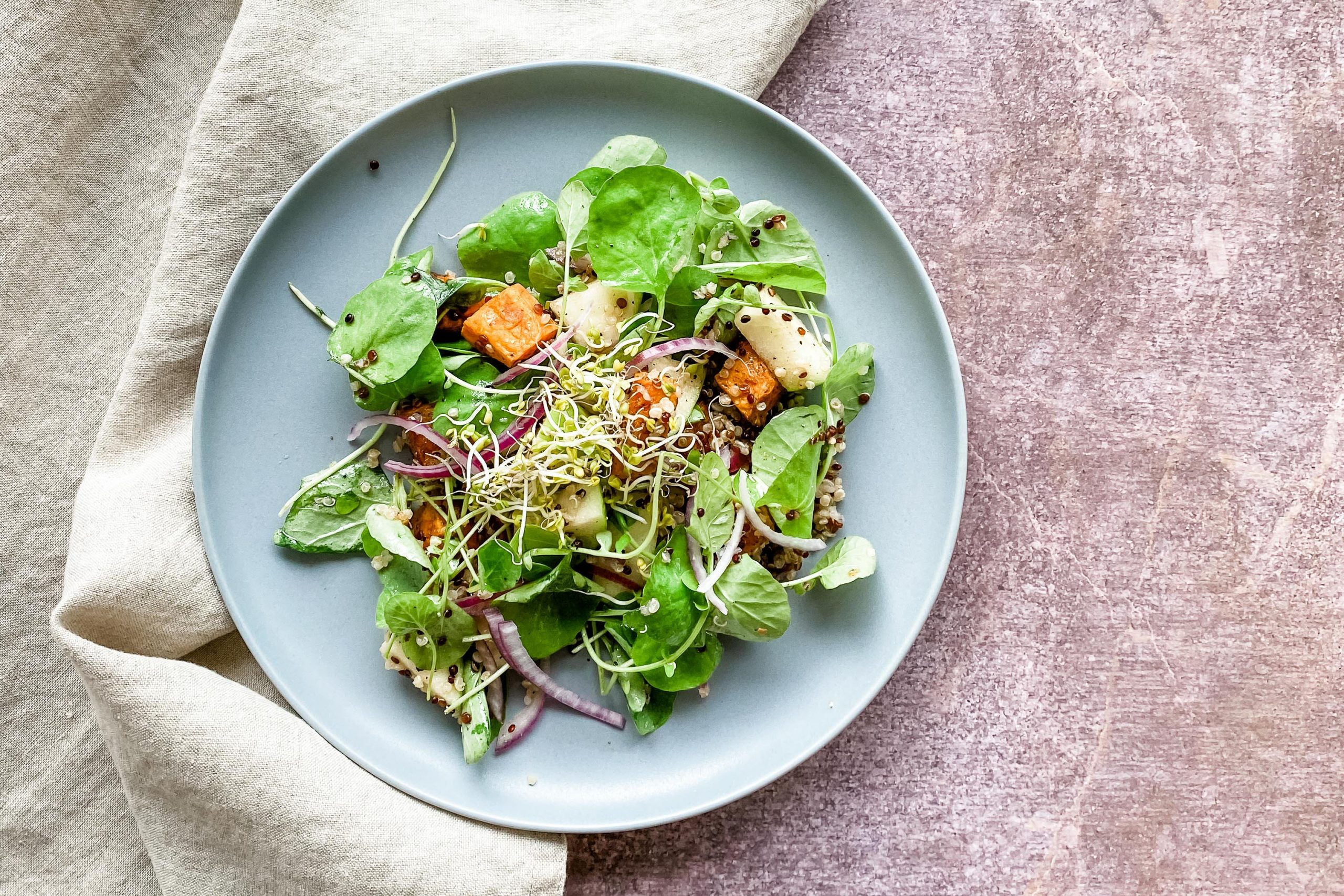 Ensalada de otoño con quinoa y boniato